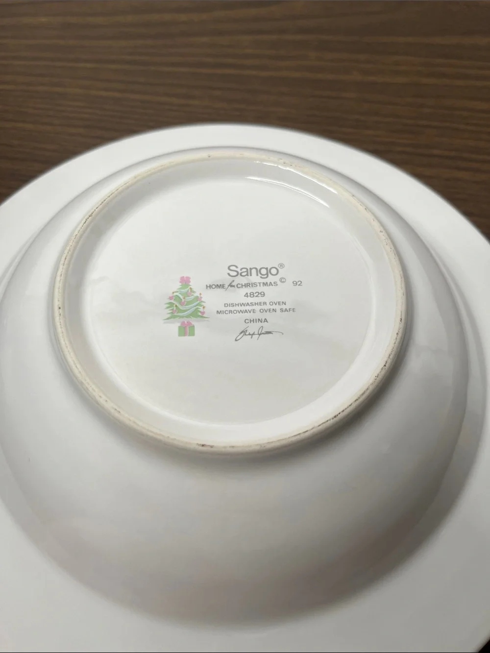 1 print error rimmed Soup Bowl